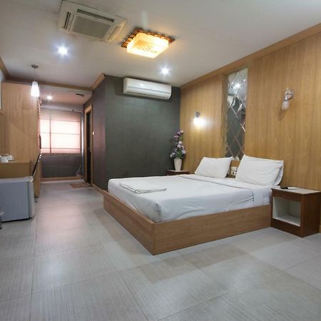 Khon Kaen Ruenrom Hotel Εξωτερικό φωτογραφία