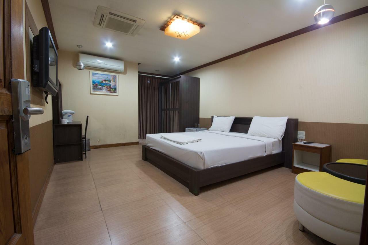 Khon Kaen Ruenrom Hotel Εξωτερικό φωτογραφία